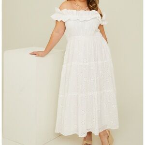 NEW Arula Floral Eyelet Midi Dress Plus Size X / XL, A / 1X , B /2X and C / 3X